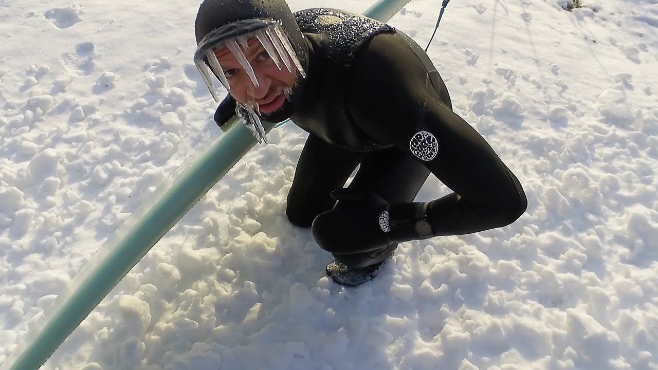 2025.12.05 cold junky jetties sheboygan, great lakes surfing