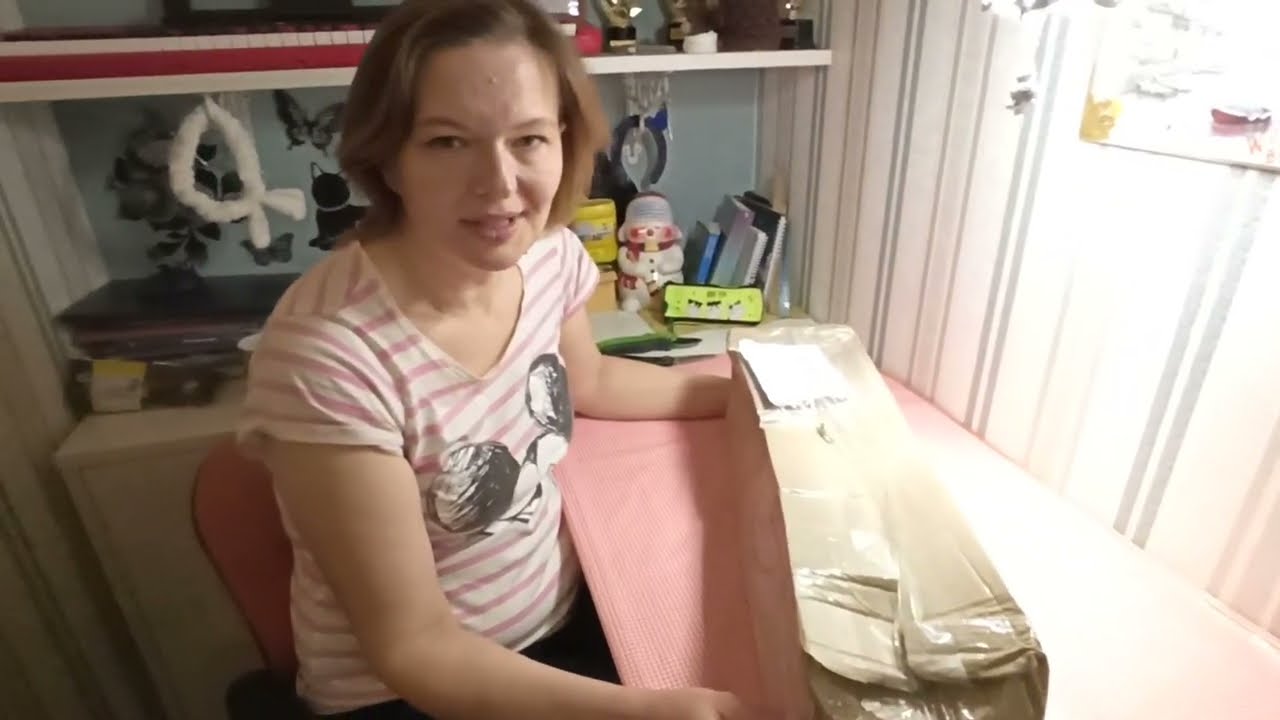 Мишкины Розы! Распаковка посылки с розами, и запаковка её обратно!😂😂😂