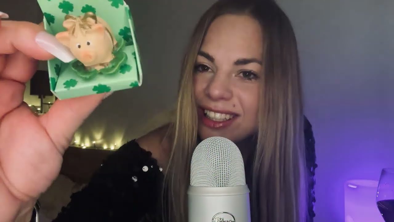 Magyar ASMR ✨ | Megkésett újévi köszöntés 🎆 | Szerencsehozó dekorok tappinggel 🍀🐞 🐖