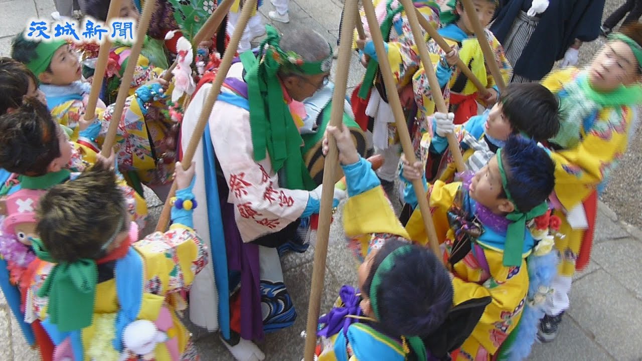 鹿島神宮で祭頭祭　春告げる樫棒