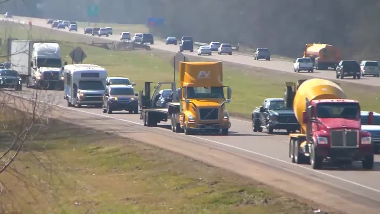 Highway funding bill dies; supporters looking at adding funding to other legislation