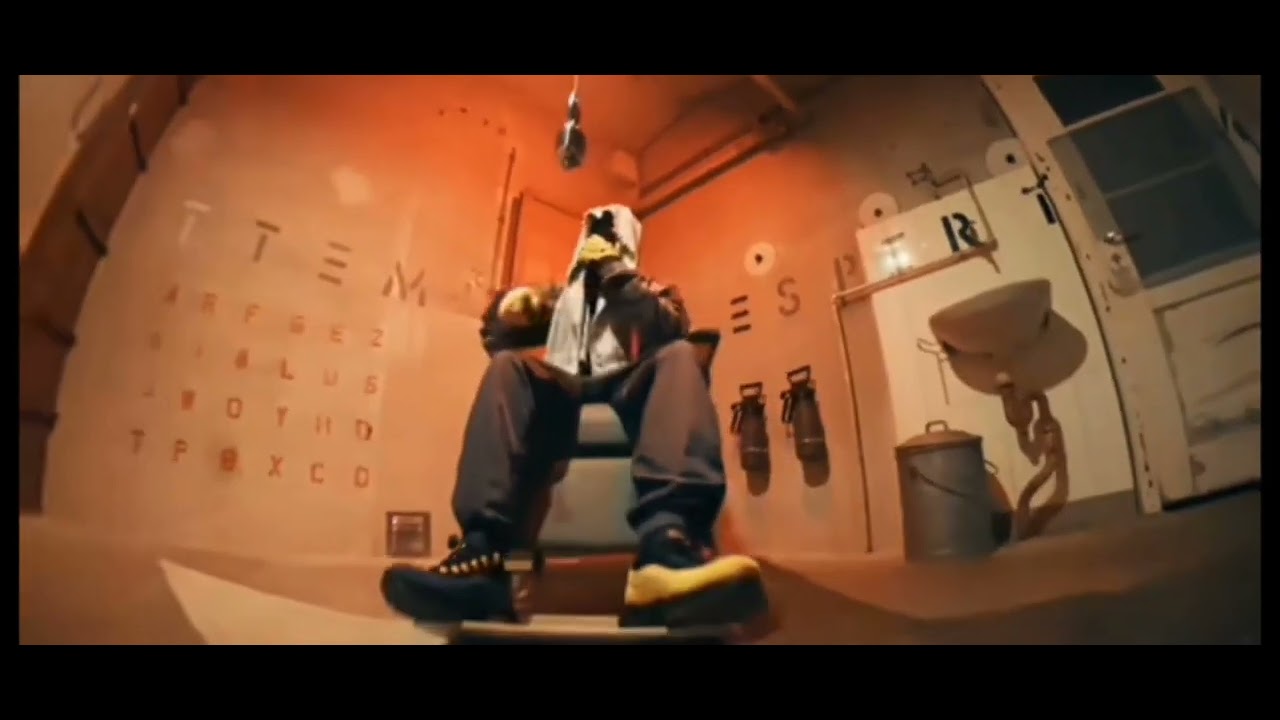 menace Santana ia ICE Spice