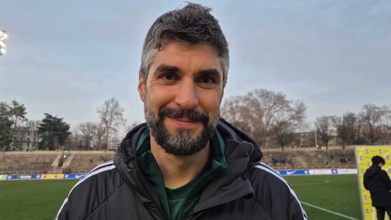 Il tecnico della Roma Femminile Luca Rossettini