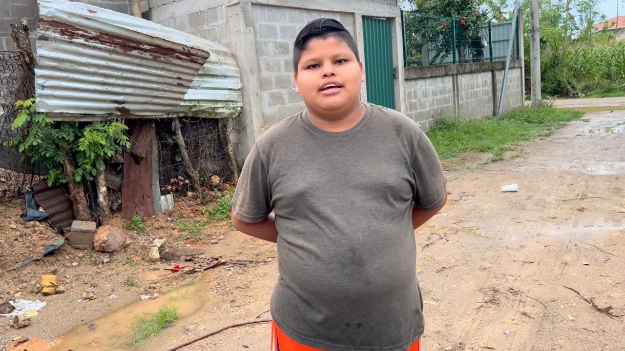 Reaparece Cristian el Gordito dice que Volvió a Cuidar Vacas..🐄 🐄