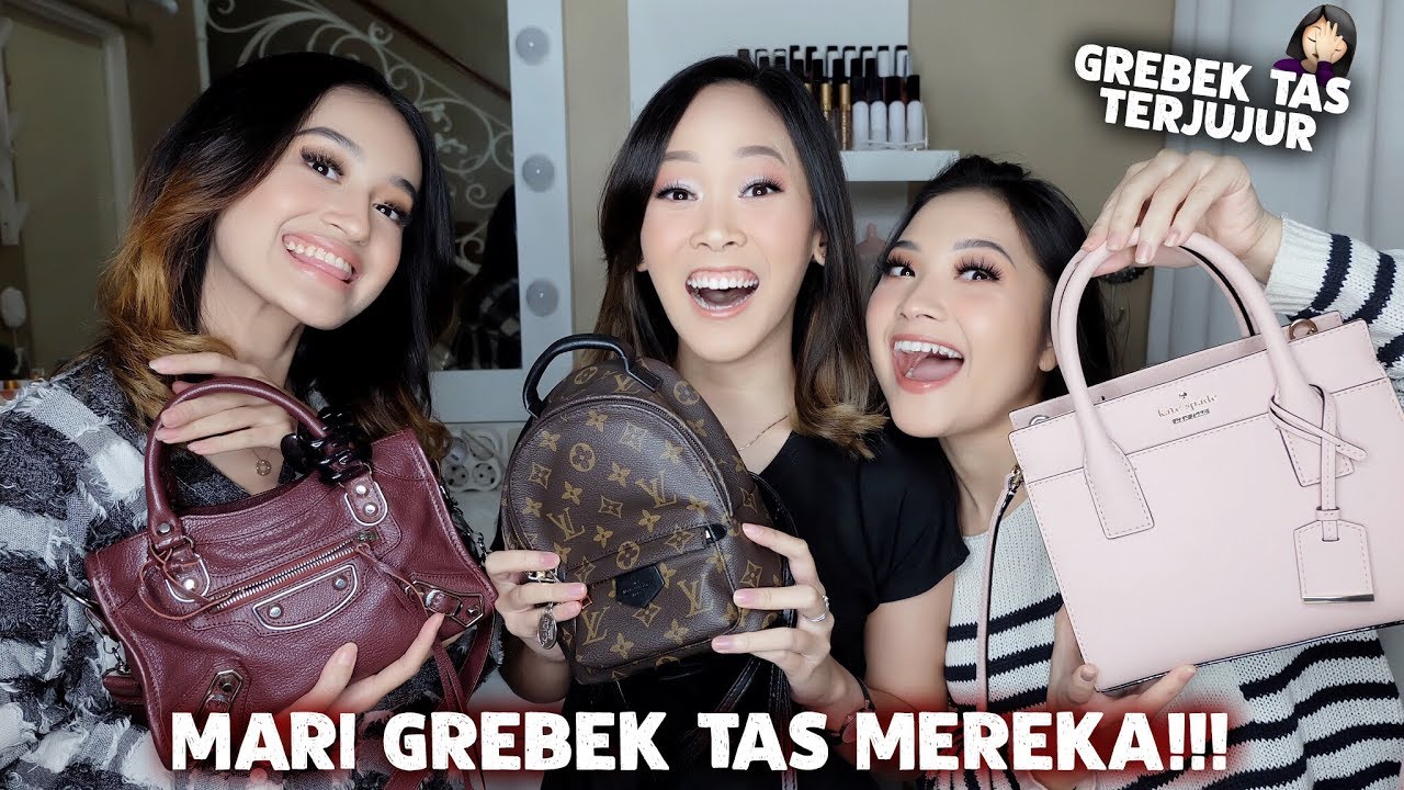 What's in OUR Bags ft. Stephanie Rose & Nadya Aqilla - Almiranti Fira
