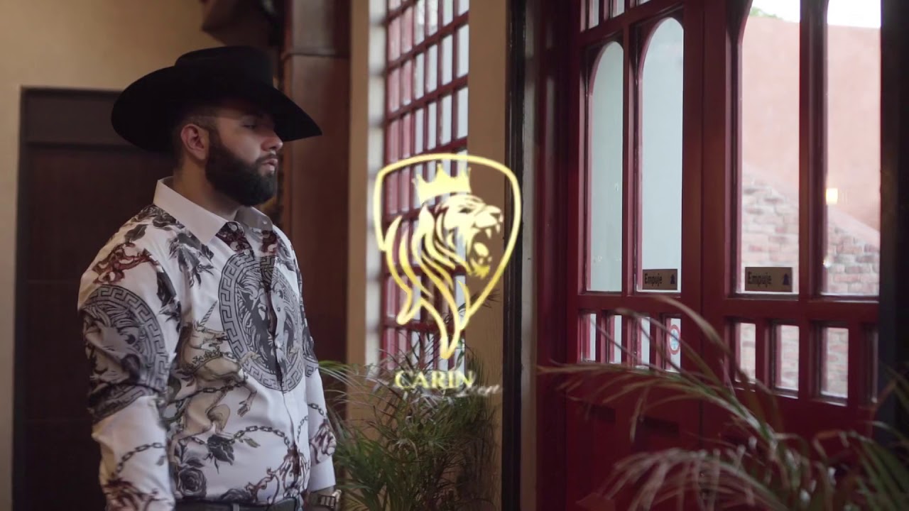 Carin Leon - SE&Ntilde;ORA ELEGANTE (Mariachi) [Lyric video]