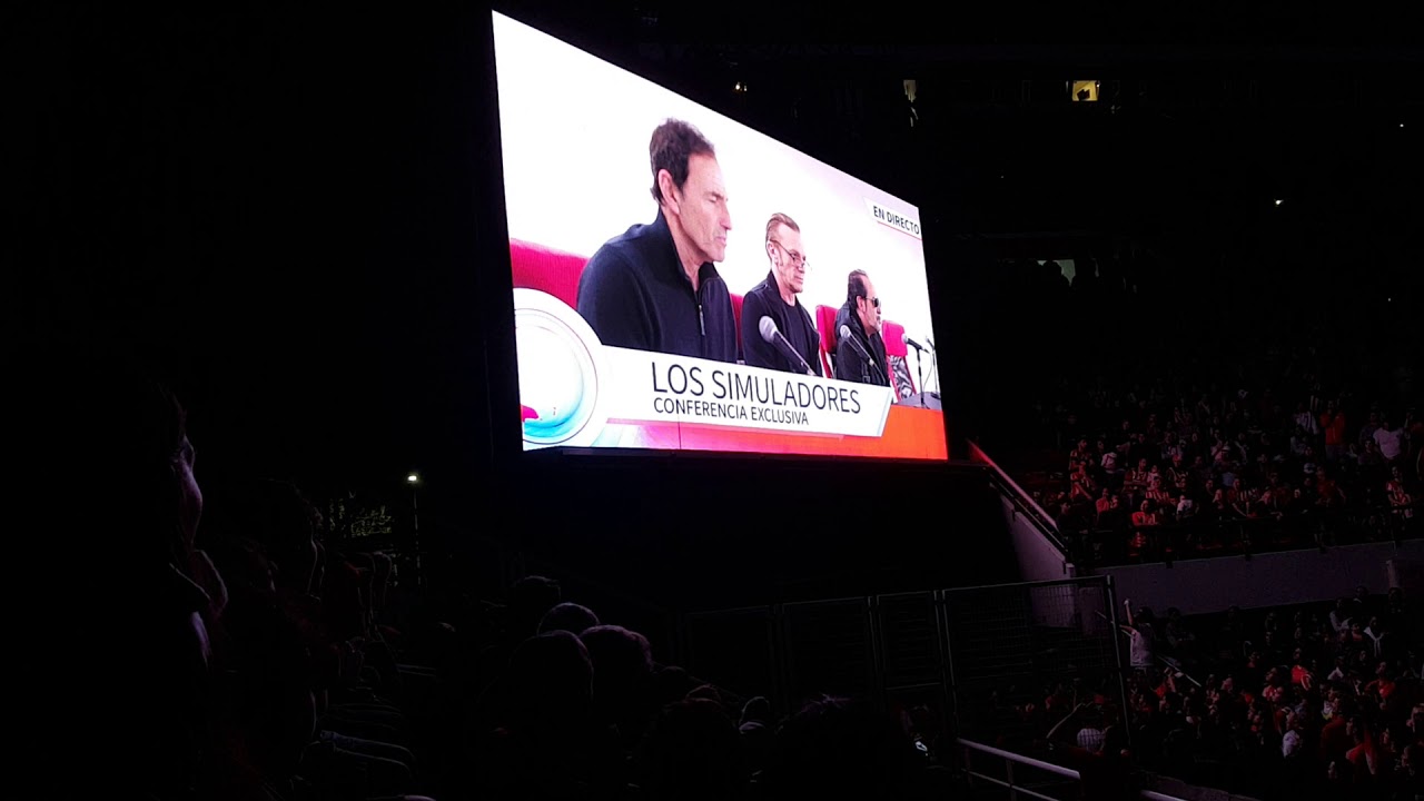 Inauguración del estadio de Estudiantes de la Plata, TODOS PARA UNO (Los Simuladores)