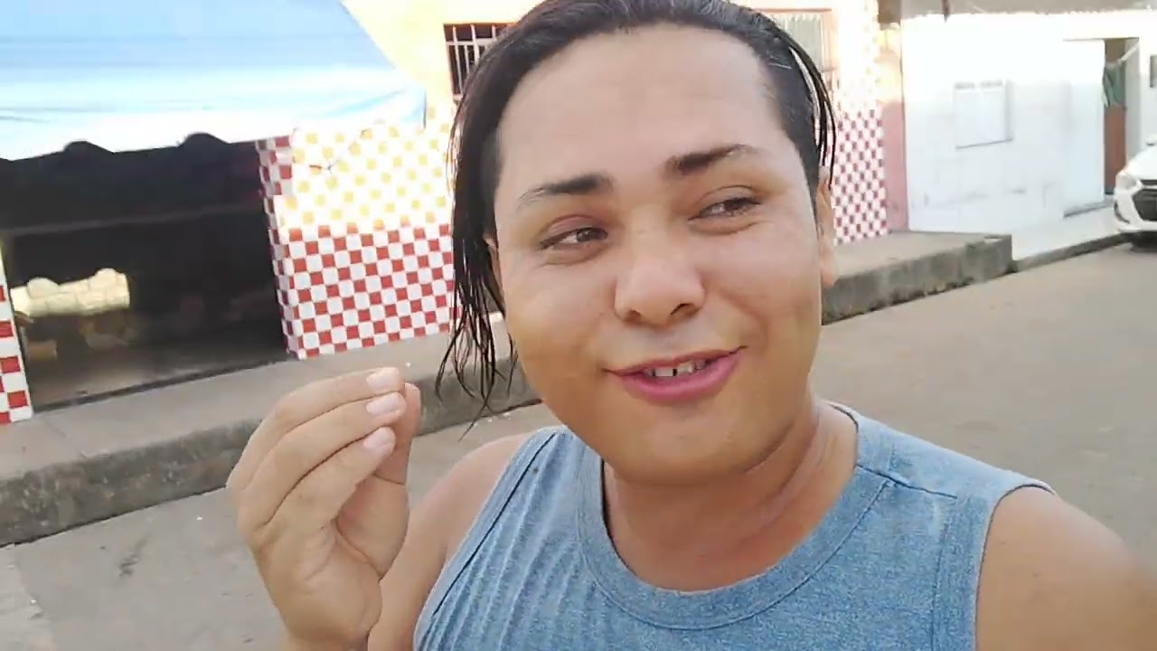 O DIA QUE QUASE QUËBREI O PESCOÇO DE UM MULEQUE