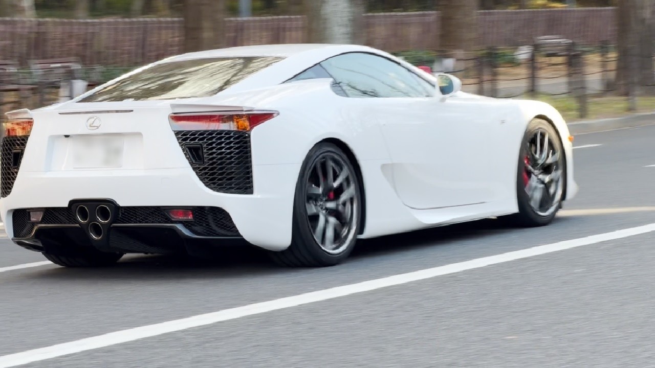 快音 Lexus LFA 国宝級 白-銀2台🚗³₃³₃【TOKYO Supercars】 Lamborghini Ferrari McLaren