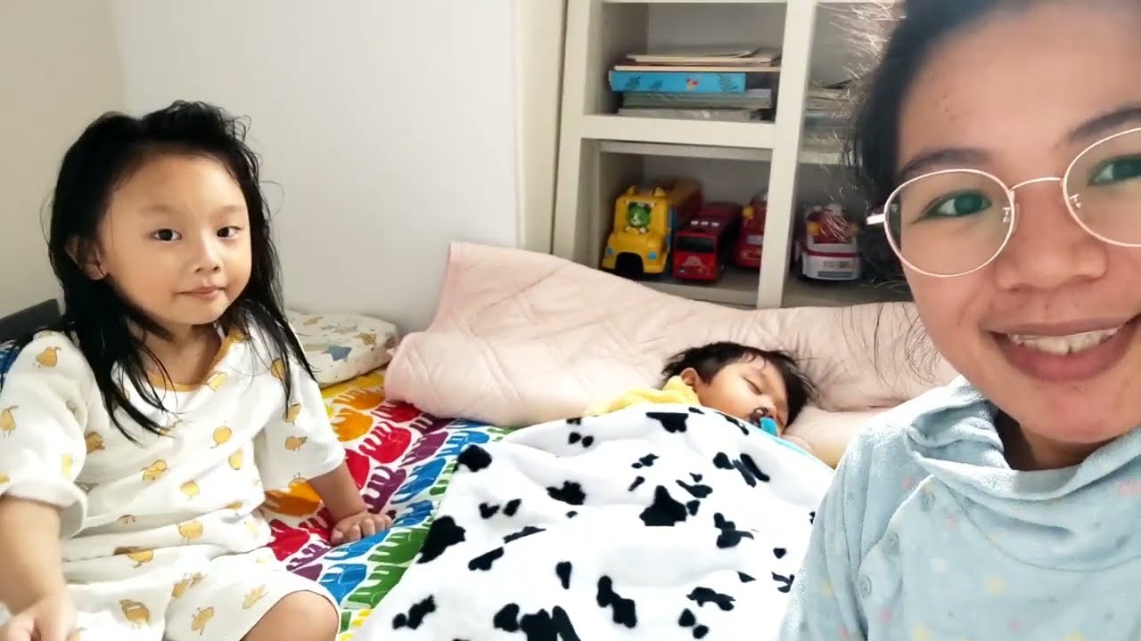 Ganito Ako Mag Alaga Ng Dalawang Bata dito sa HongKong | Carah Gwen
