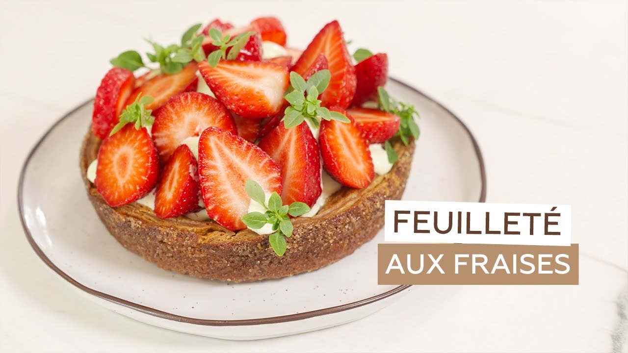 Tarte feuilletée aux fraises et au basilic | Yann Couvreur
