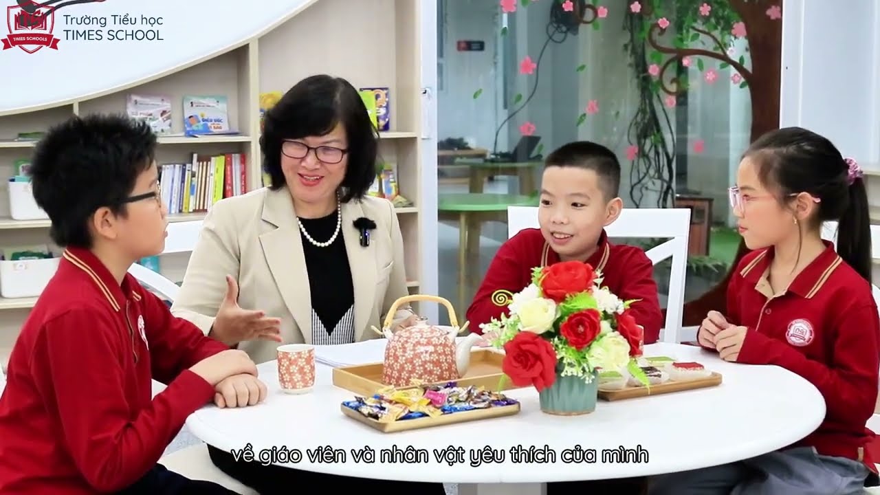 {TRÀ CHIỀU CÙNG HIỆU TRƯỞNG}: CHỦ ĐỀ NGÀY NHÀ GIÁO VIỆT NAM