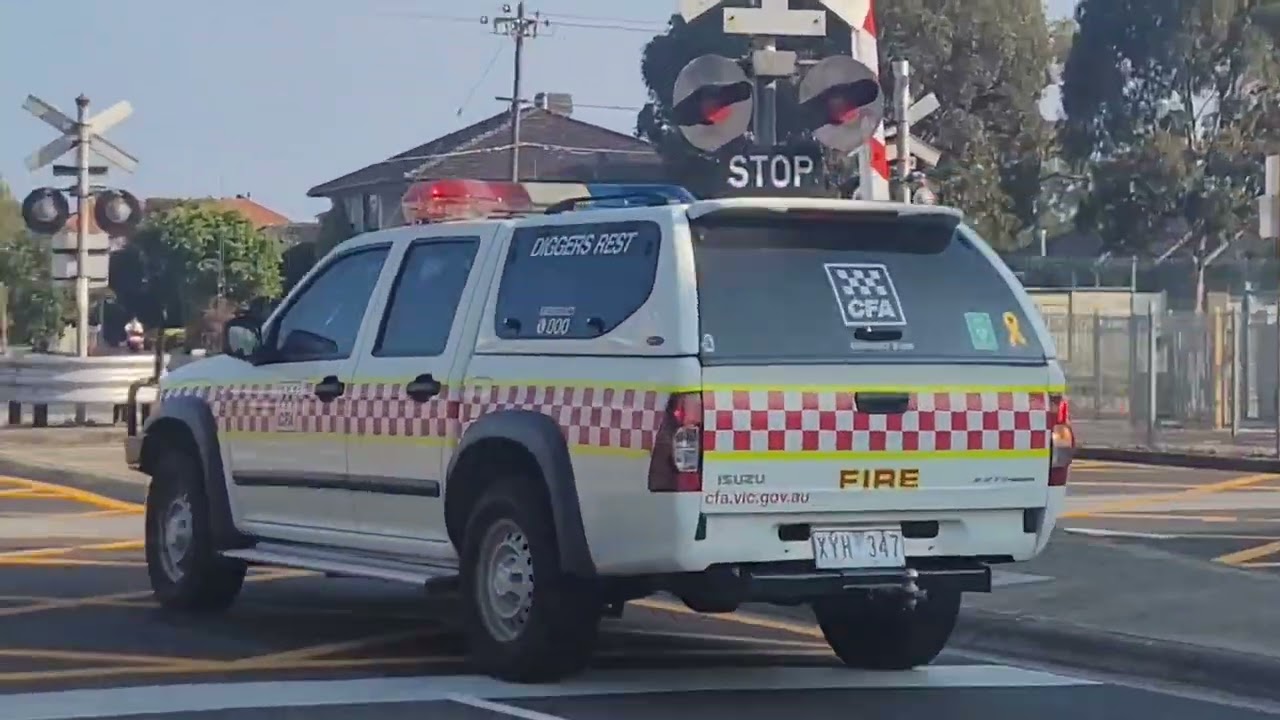 On Scene. Altona Grass Fire 31/3/24. Multiple Services responding!