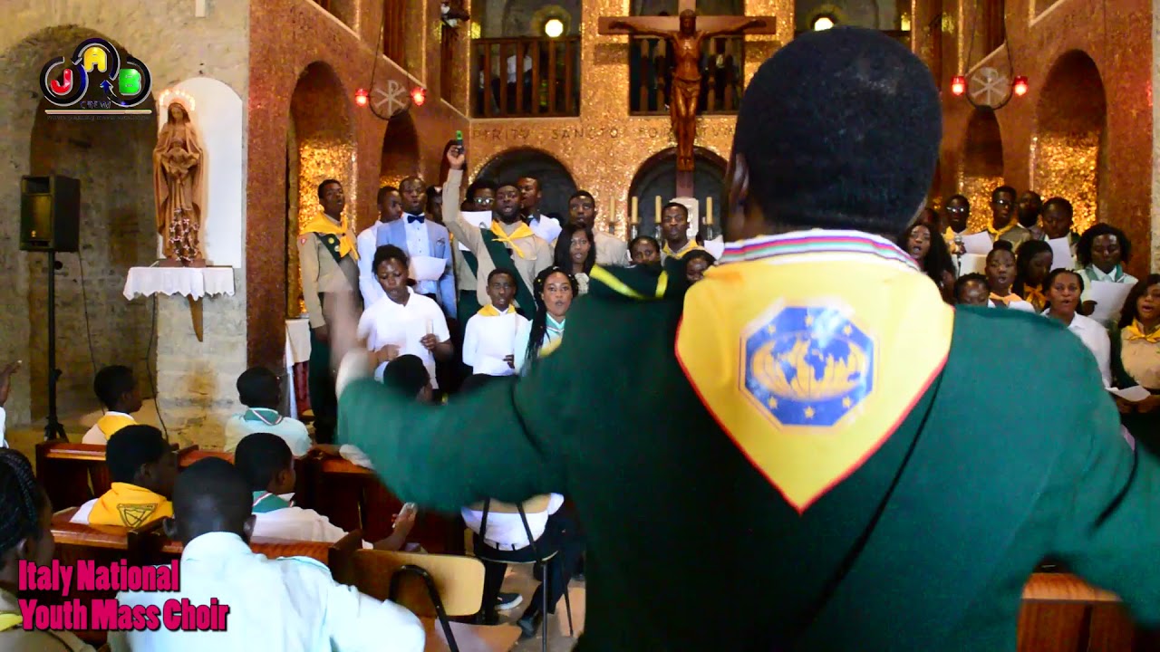 Italy National Youth Mass Choir singing Owenfo composed by Ellen White