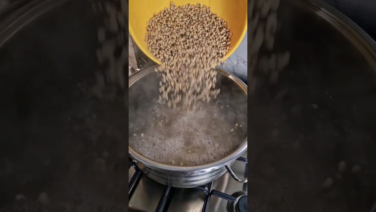 How to cook Nigerian Beans stew | Nigerian beans  stew recipe | African Food