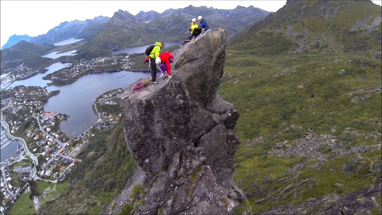 Jumping the horns on Svolværgeita