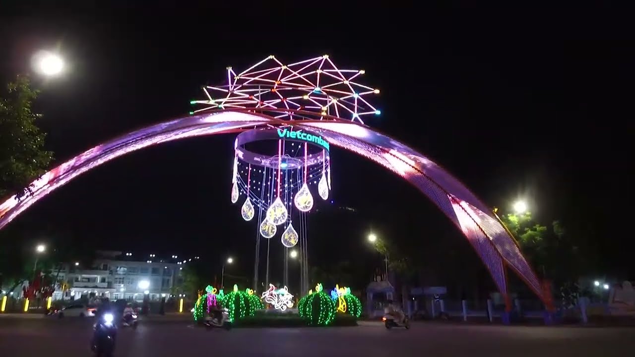 KHÁM PHÁ DU LỊCH BẾN NINH KIỀU CẦN THƠ MAI ĐÌNH TỚI ĐT 0903883870