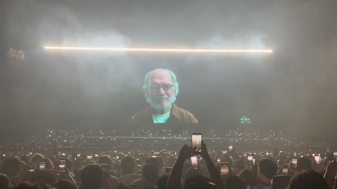 Ojitos Lindos EN VIVO, Bad Bunny DTMF tour - Lima, Peru 2026