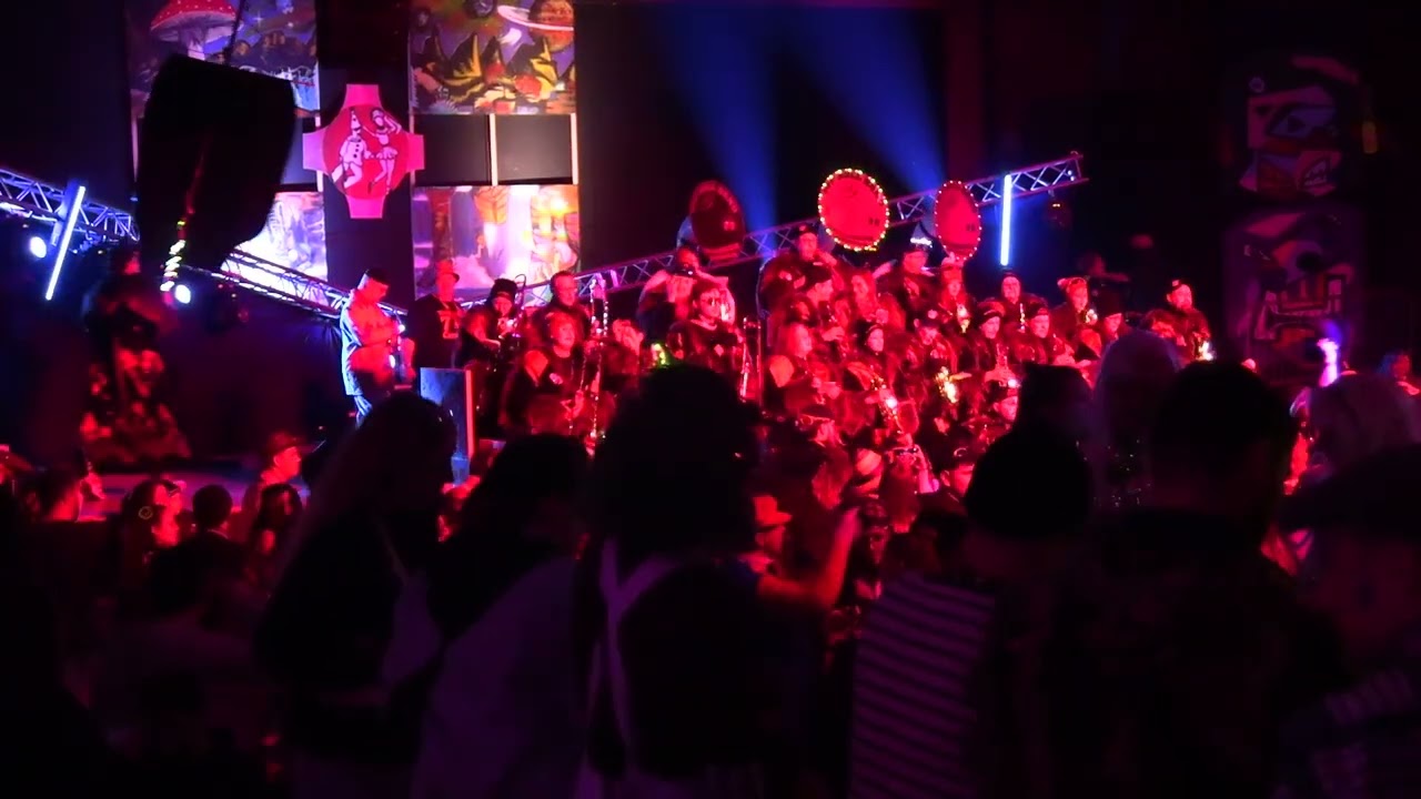 guggenmusik pit-bull Band / Carnaval Bassecourt 2026 Part4