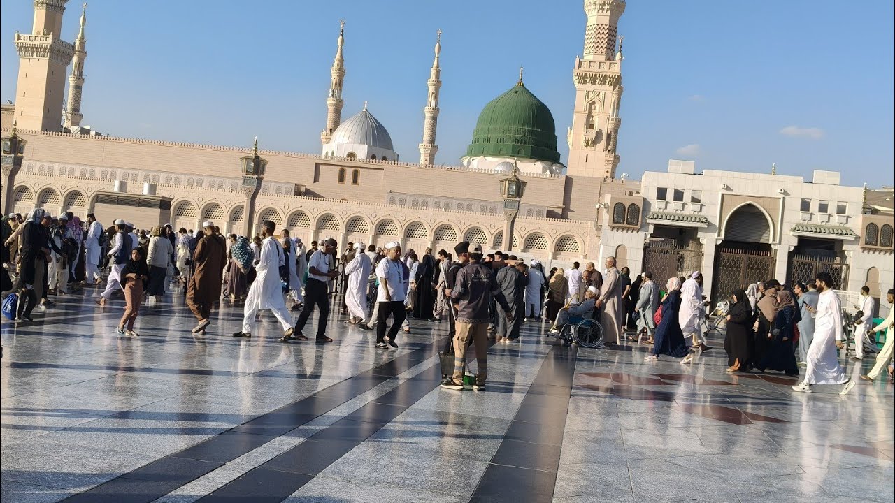Aazan in madina shreef beautiful aazan in 2026