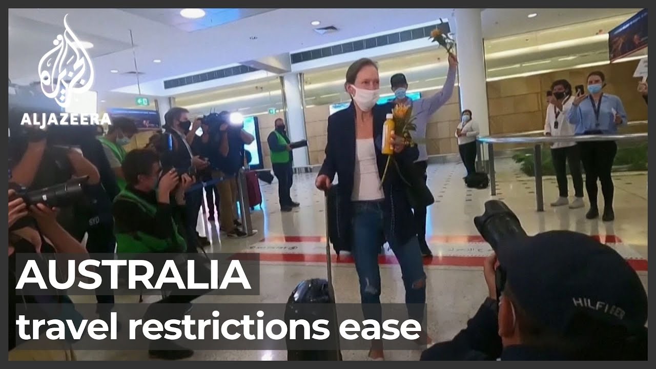 Australians return home after international border reopens