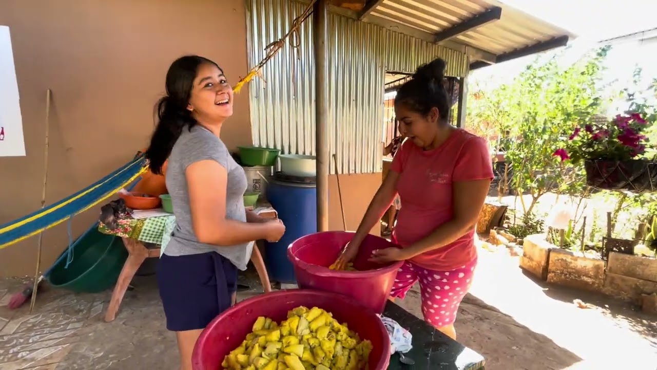 HACI SE PREPARA EL PLÁTANO 😇😇😇😇