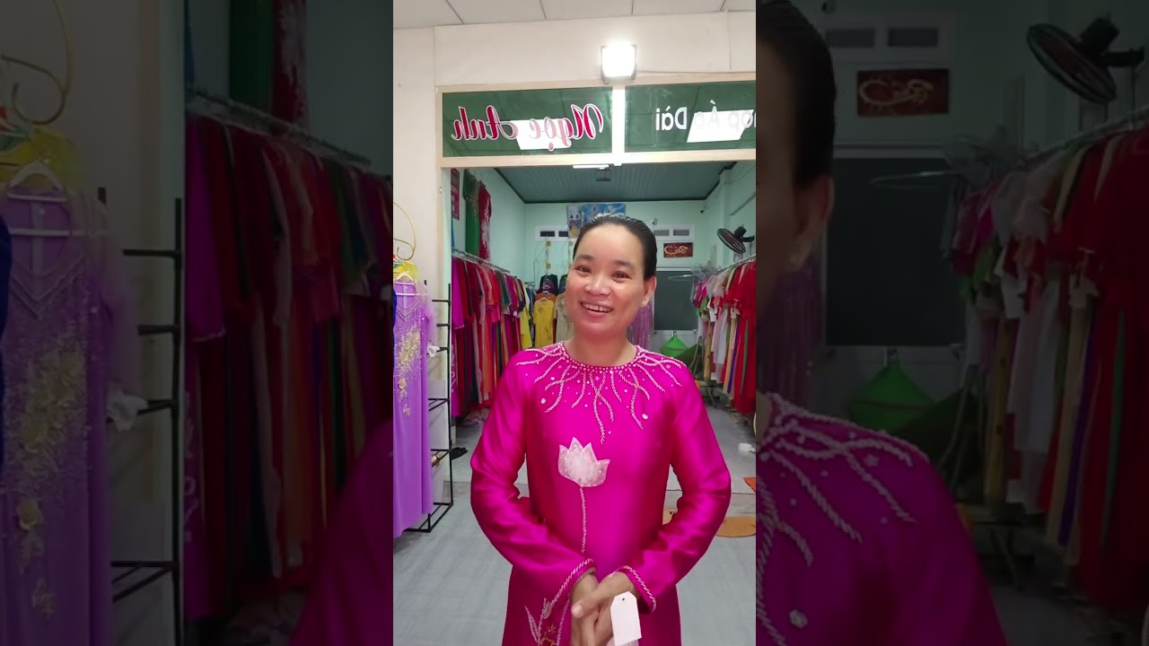  Ngọc Anh chuyên bán áo dài ngồi sui mẫu hót hiện nay