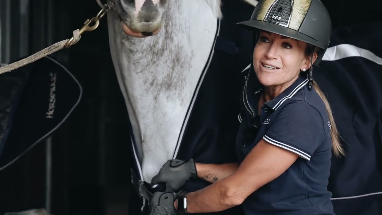 Horseware Dry Liner Explained | Amanda Ross Reviews & Demonstrates