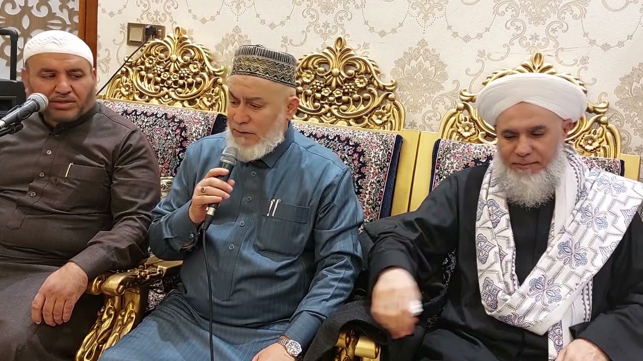 (1) المنشد الشيخ علي حمد الزواي والمنشد الحاج علاء والشيخ زياد المحمدي