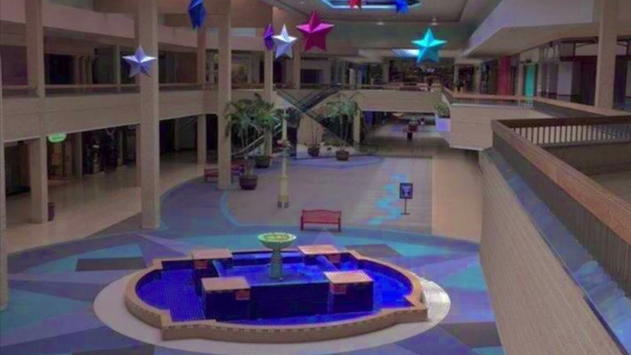 Ollie Lewin - Mesh (but it's playing in an empty mall)