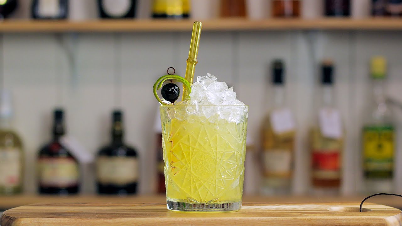 SATURN - a Passionfruit Tiki Cocktail