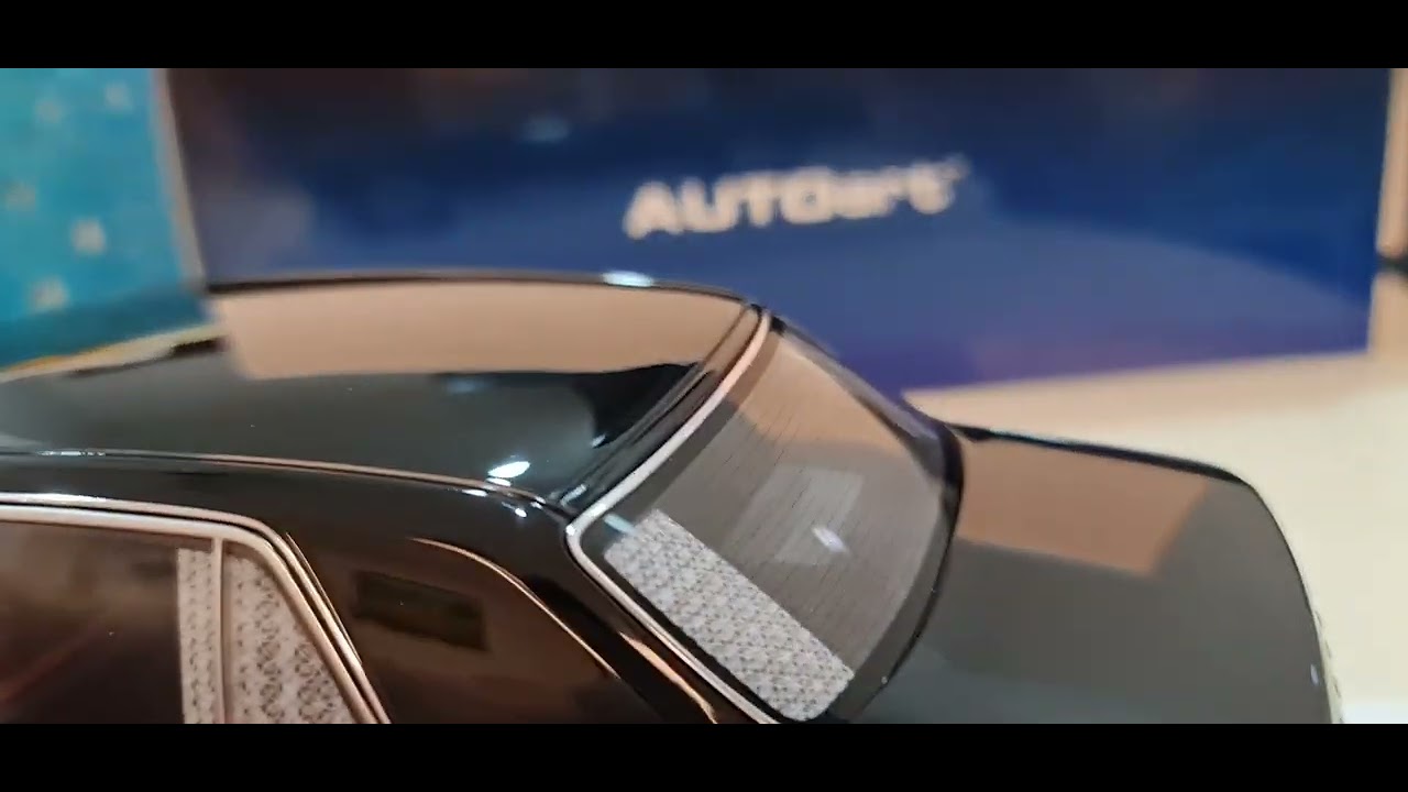 TOYOTA CENTURY SPECIAL EDITION WITH CURTAIN (BLACK) AUTOart 1/18 #78765 - Unboxing