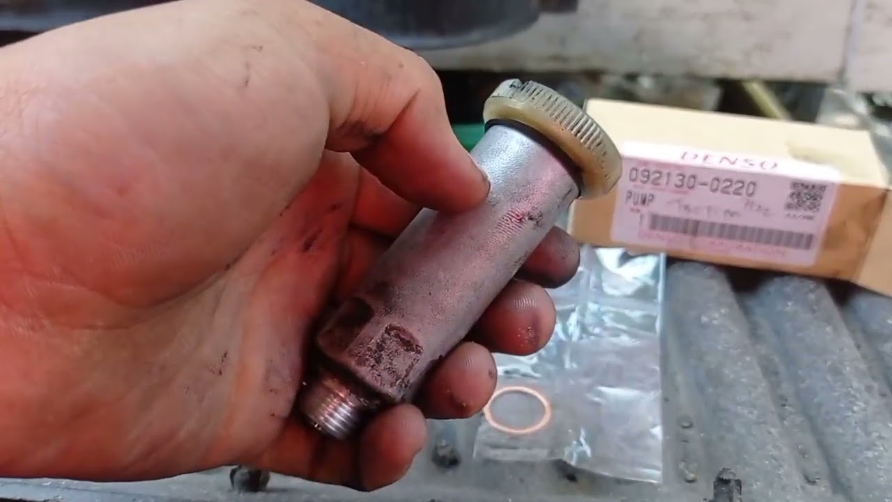 TUTORIAL CARA GANTI POMPA SOLAR HINO FG 235 JP (salah satu penyebab kebocoran bahan bakar solar)