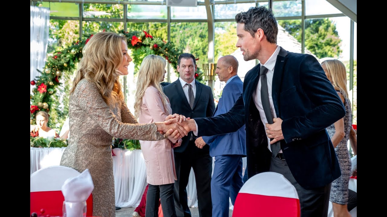 On Location - A Godwink Christmas: Meant for Love