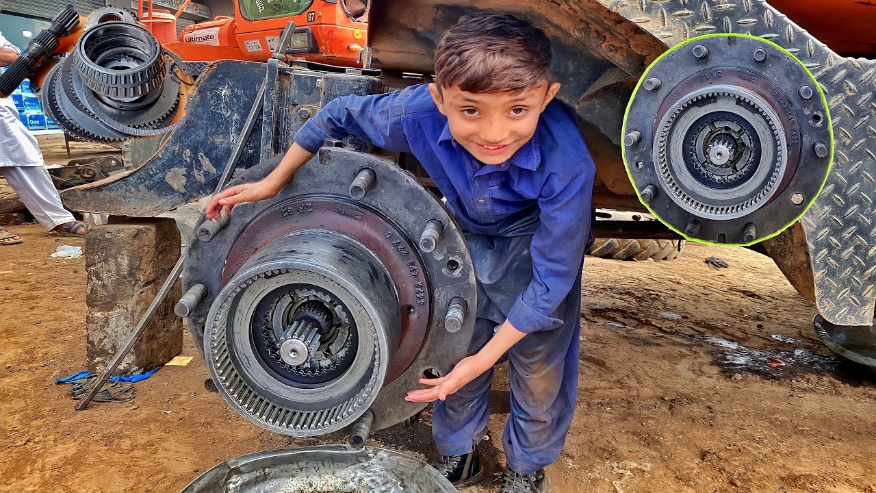 Doosan Excavator 140WV Hub Cross Axle Repairing Local Workshop