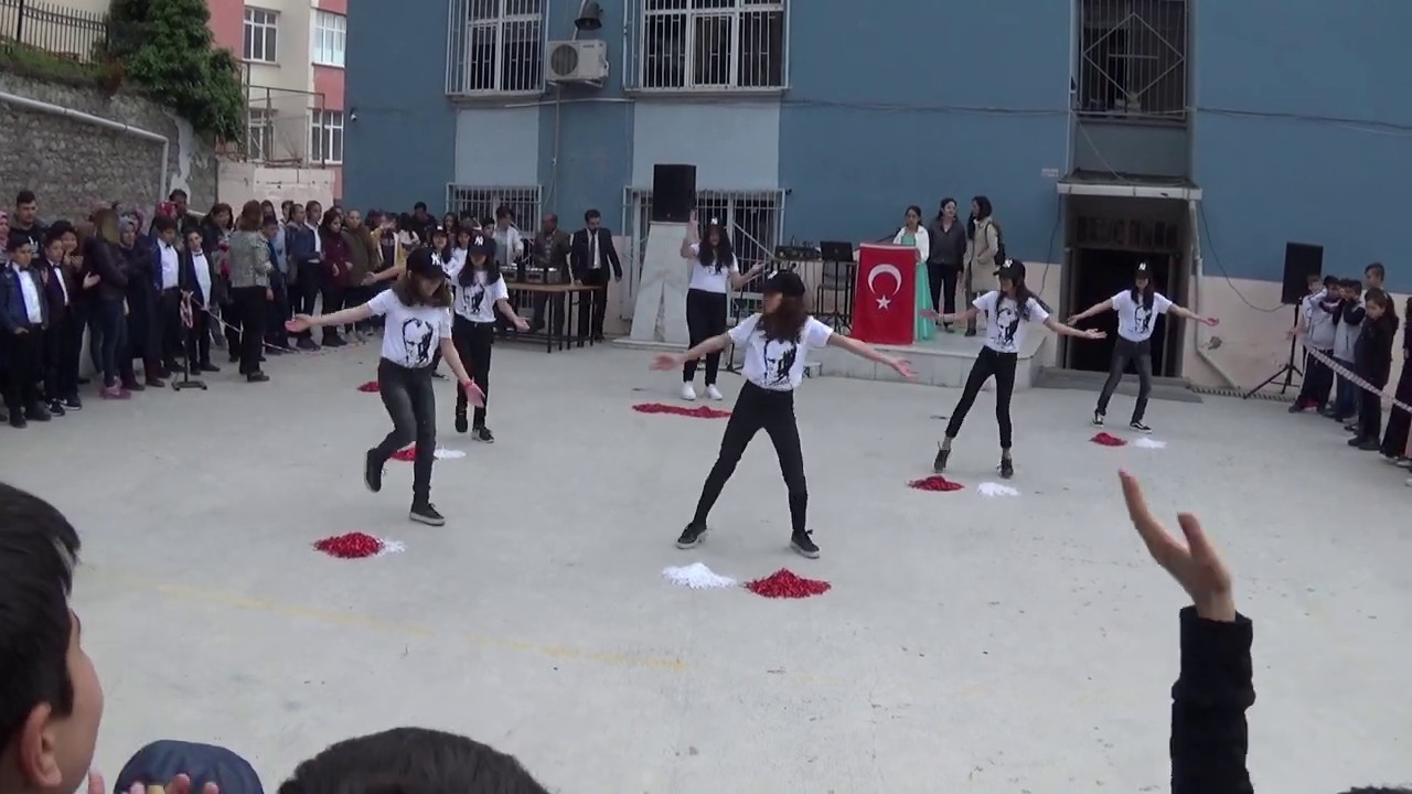 Sudenaz Çakır 23 Nisan Okul Gösterisi 2019