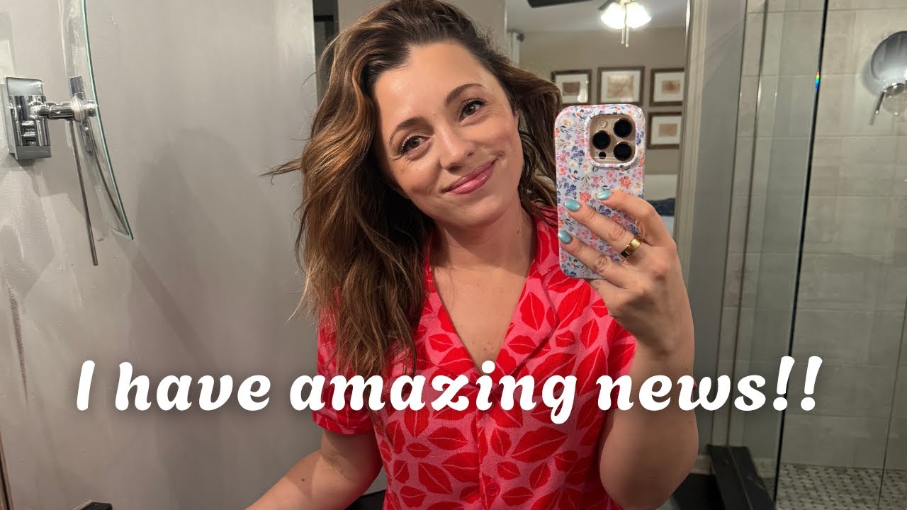 Is this weird to share? 😶 VLOG: What's in my Purse, Big News, + an EFFECTIVE face mask!