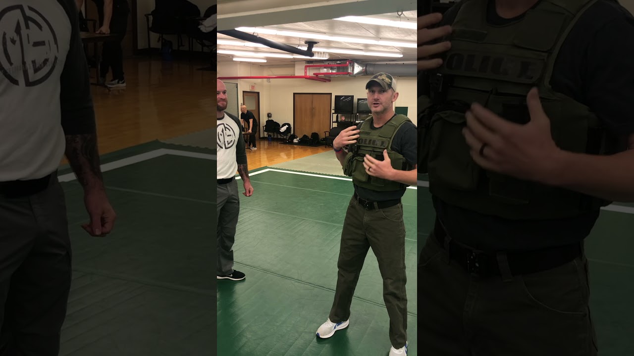Grip Break options on vest