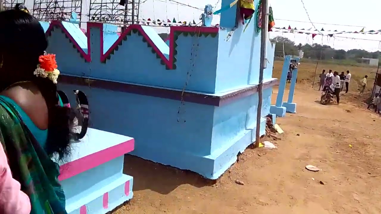 வெள்ளிக்கட்டி தூப்பாக்களி 