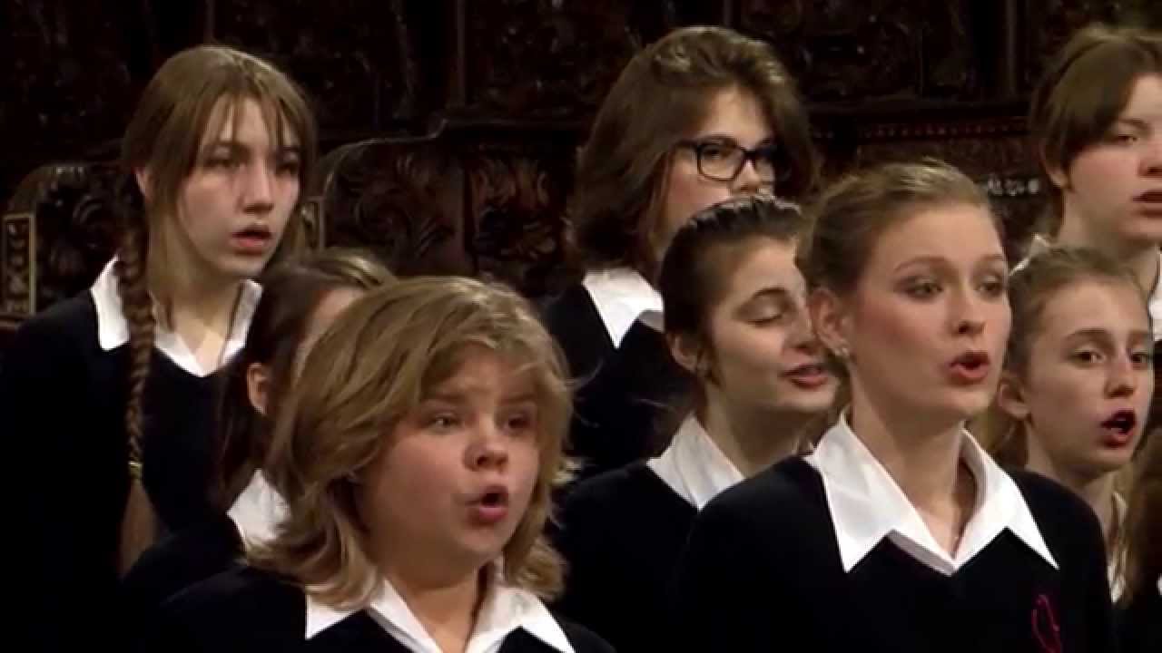 SKOWRONKI Girls' Choir, Alicja Szeluga / Eatnemen Vuelie by Frode Fjellheim