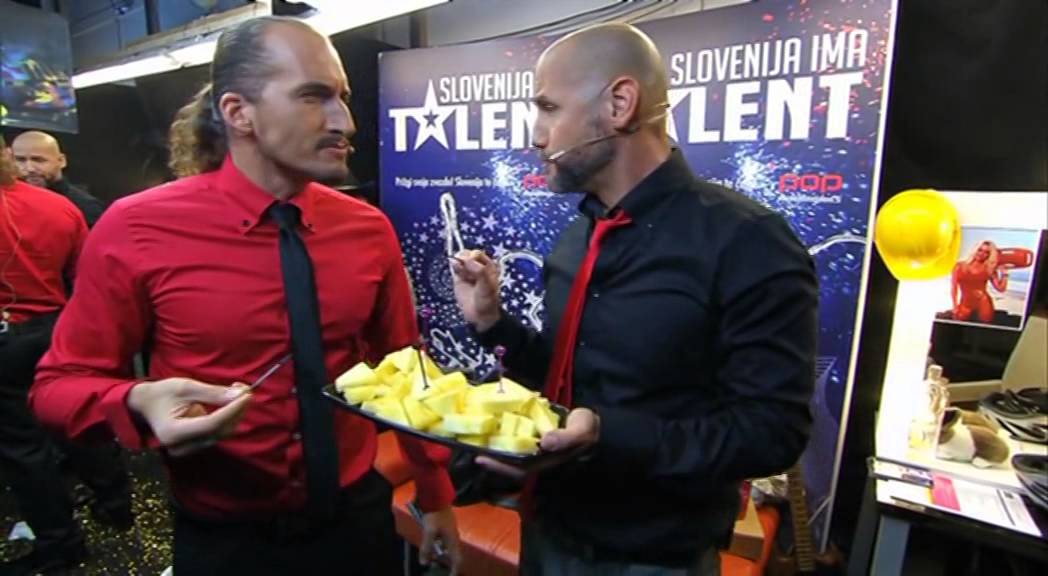 En ananas na dan pripelje spektakel na ekran