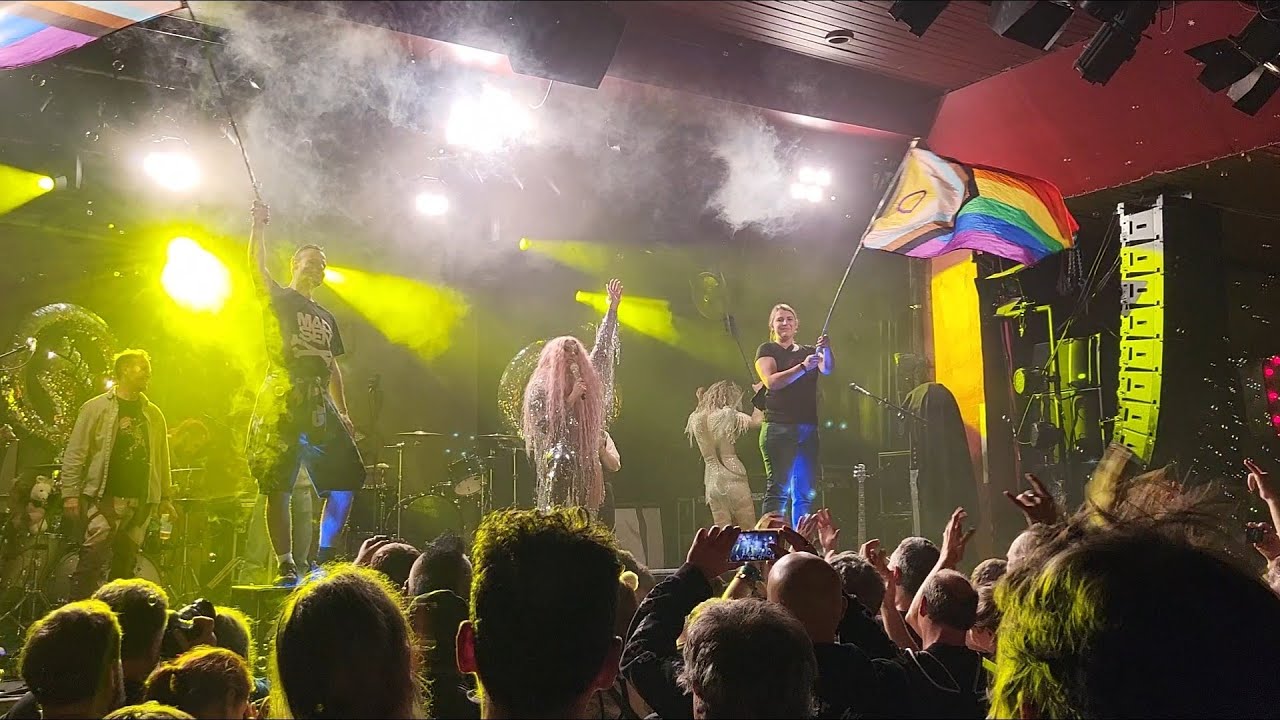 MandelKokainSchnaps - Bunt (Live im Astra in Berlin am 05.12.2025)