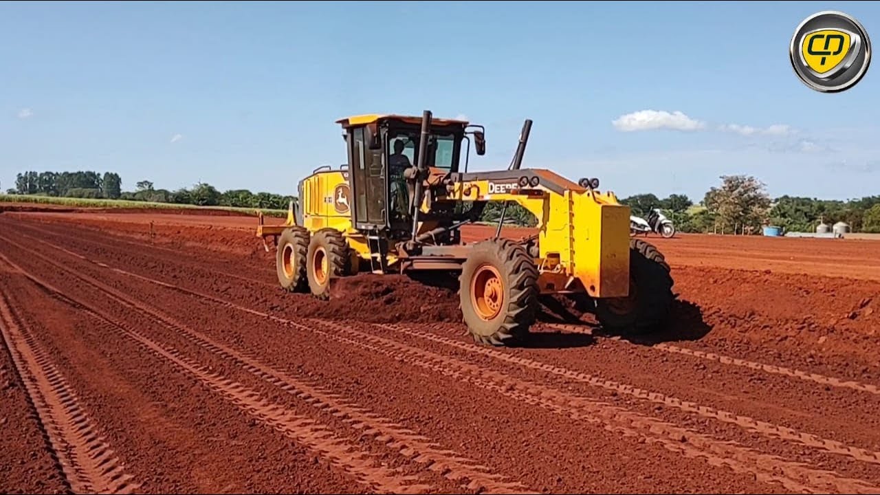 JOHN DEERE 620G NA TERRAPLANAGEM/Motoniveladora/Patrol/Patrola/Road Grader/Motor Grader/Niveleuse.
