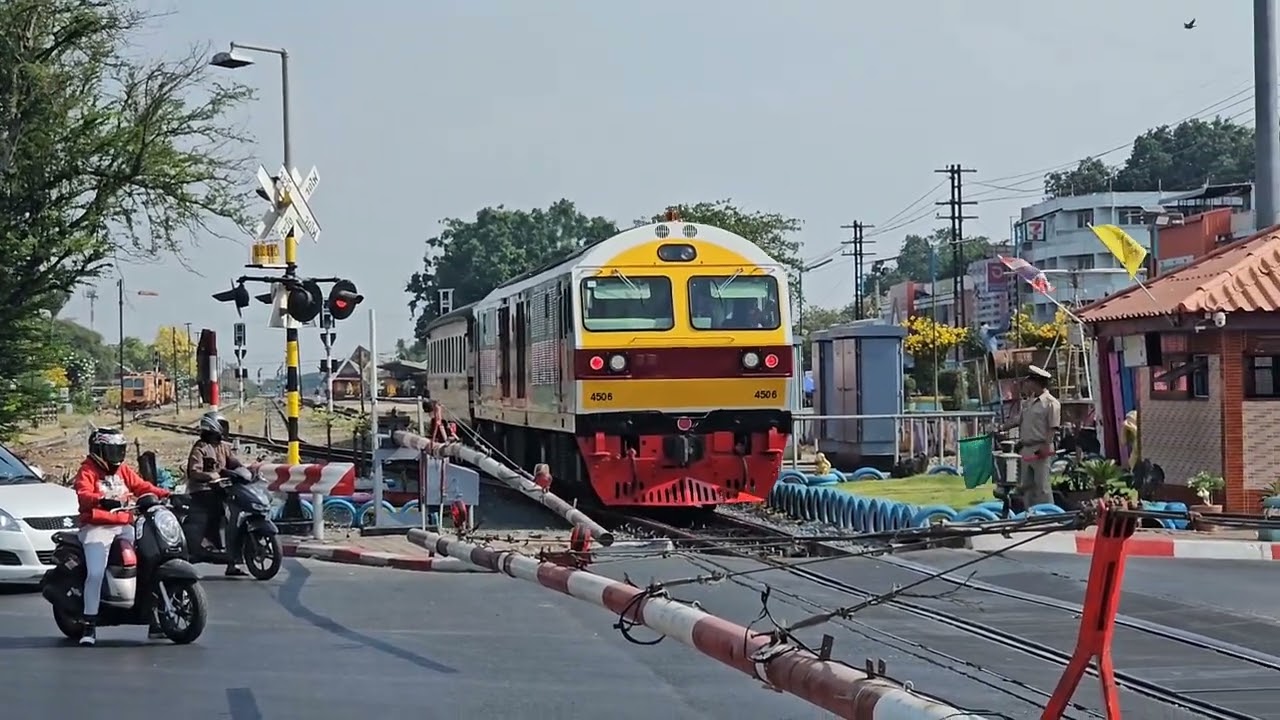 Trains In LOP BURI City, Thailand 🇹🇭 🐒 