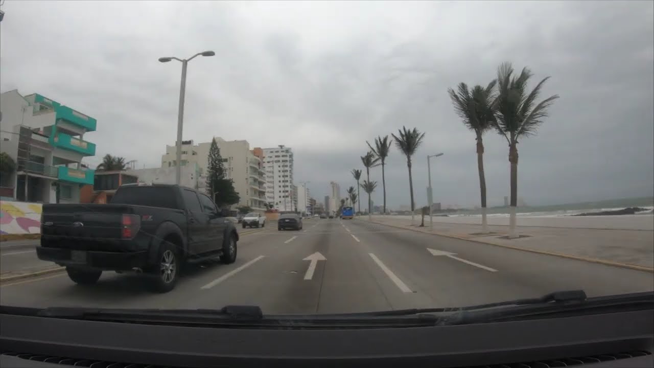 🎬 Un camino a la Riviera Veracruzana desde Boca del Río, Virginia – con mucho viento del norte.
