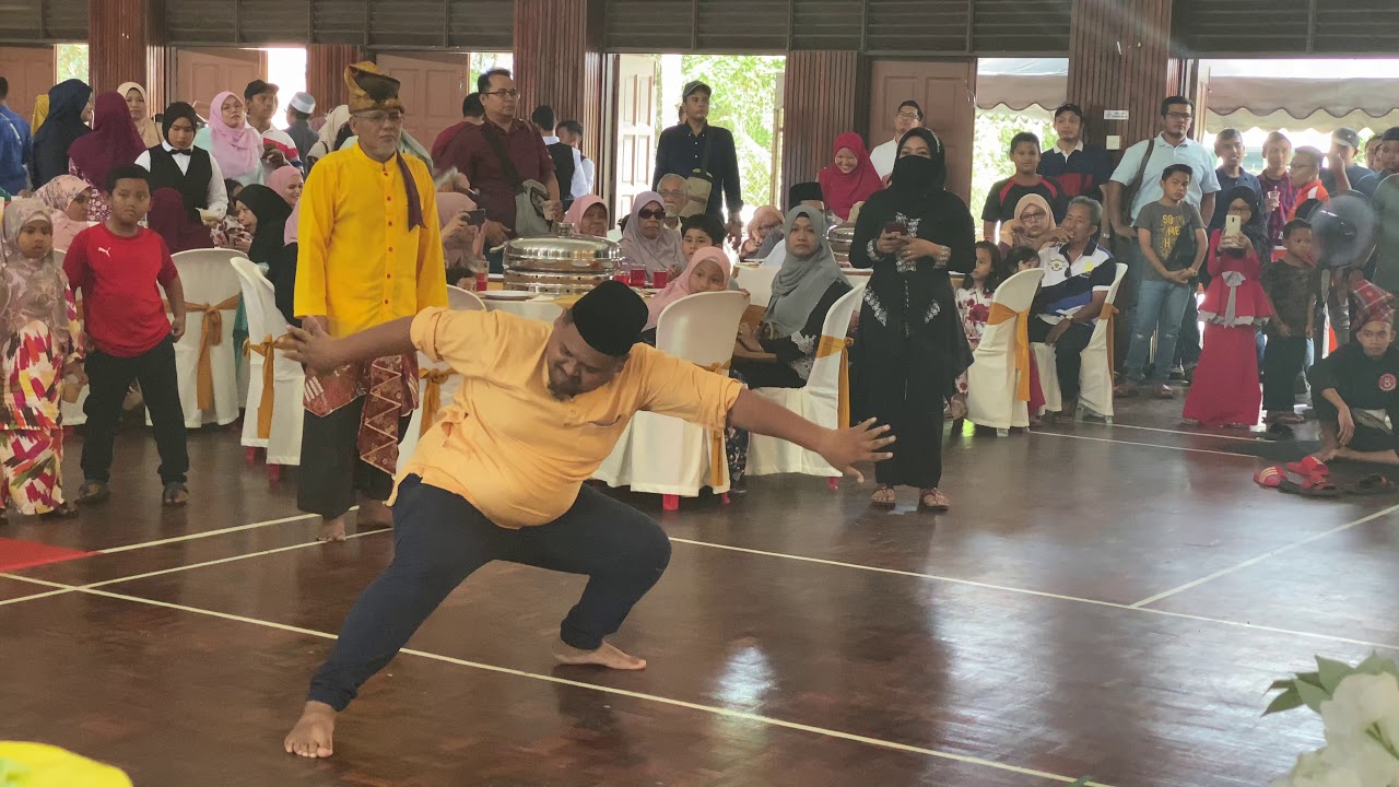 Persembahan silat helang putih dan gayong harimau Part 2