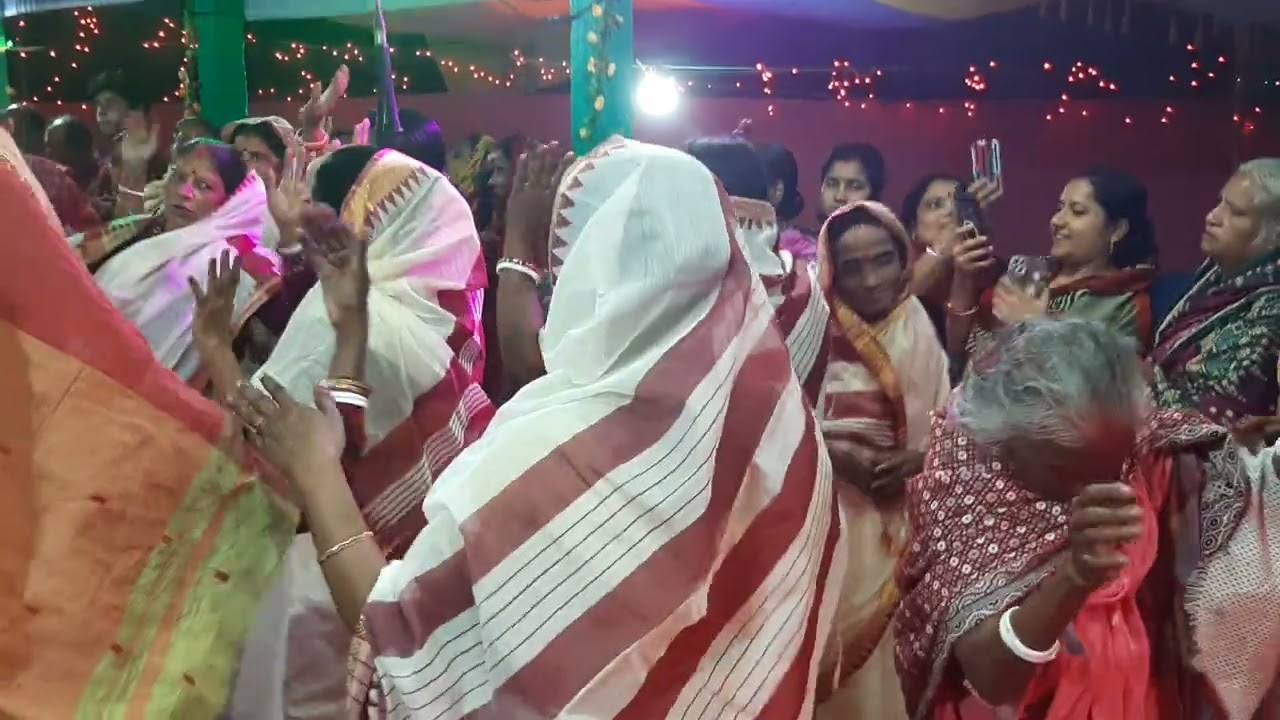 দহ্মিন পূর্ব রাজারগাও বালক সমিতি হরিসভা অষ্টপ্রহর  ব্যাপি একনাম যজ্ঞে  সন্ধ্যাকালীন আরতির কিছু ভিডিও