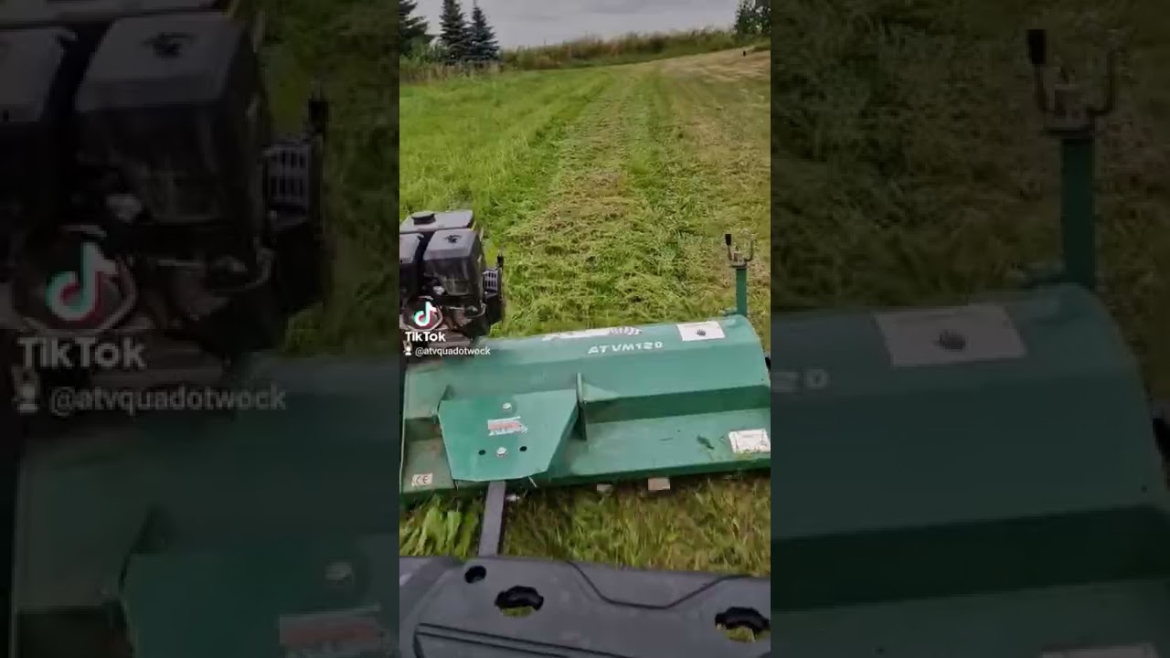 Koszenie trawy quadem kosiarka bijakowa CFMOTO 625 quad atv ciągnik rolniczy grass