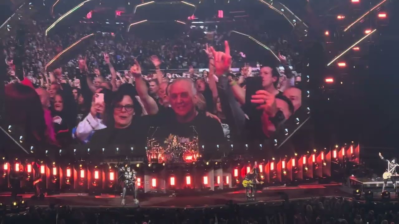 Kiss - War Machine/Heavens On Fire/I Loce It Loud {MSG NYC 12/2/23}