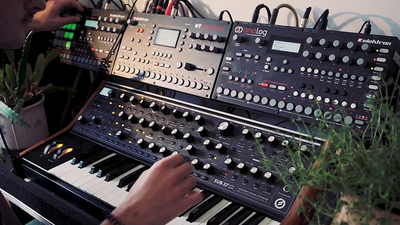 Groove Session #03 - TILK - Downtempo on Elektron A4, Octatrack, Rytm, Moog Sub37, DAWless